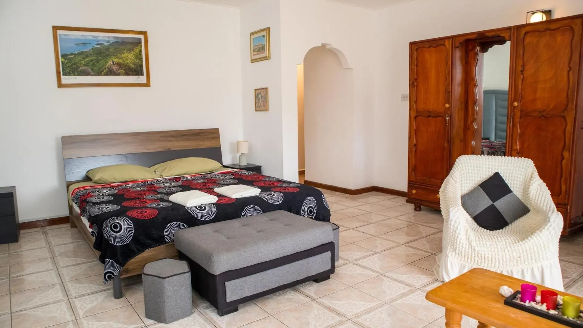 Mountain Apartments Anse Etoile