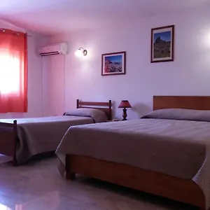 https://casa-mule.sicilyhotelsitaly.net